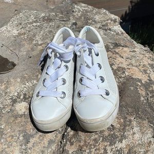 White Skecher street used condition
